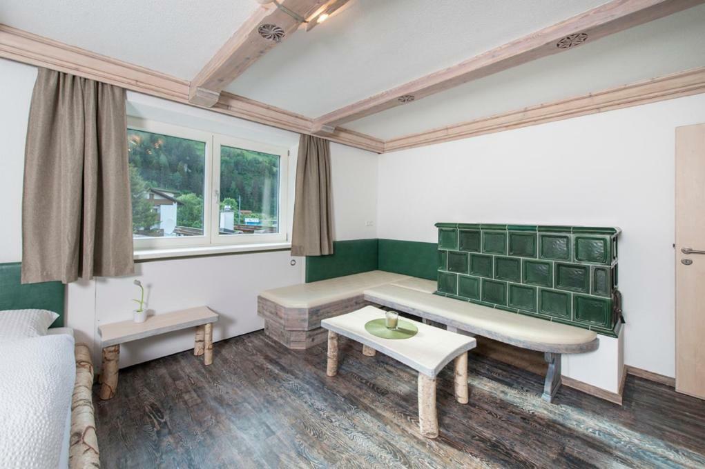 Haus Heiss Apartment Prutz Bagian luar foto