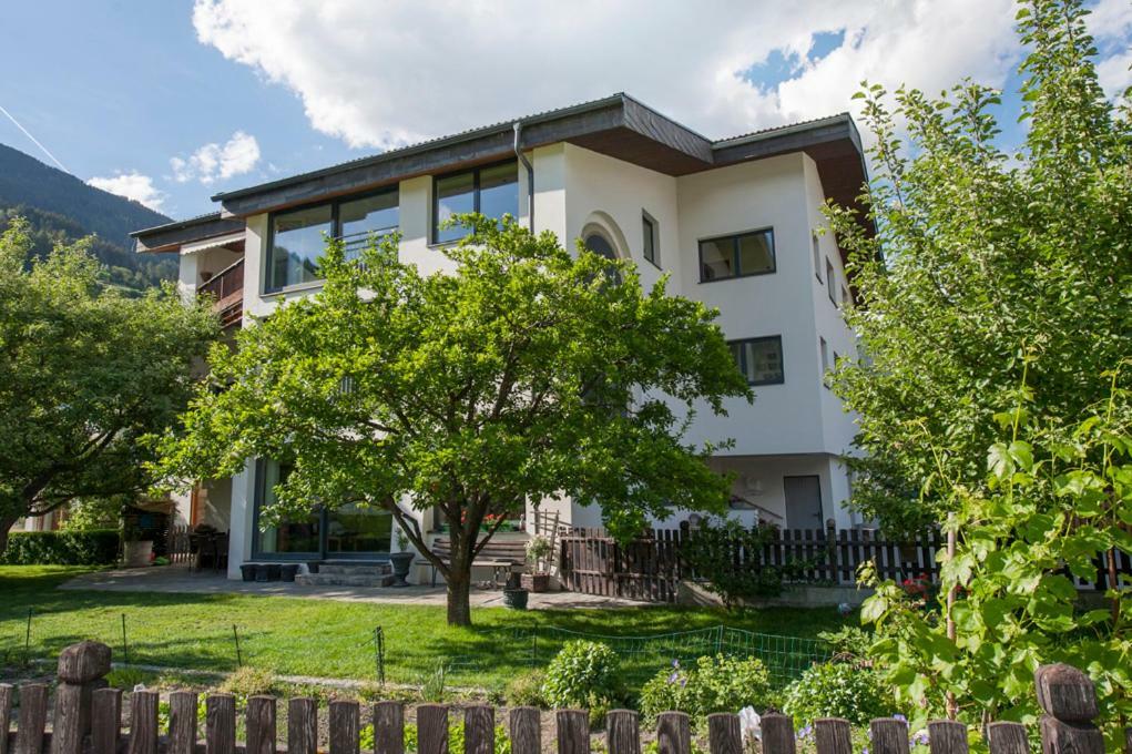 Haus Heiss Apartment Prutz Bagian luar foto