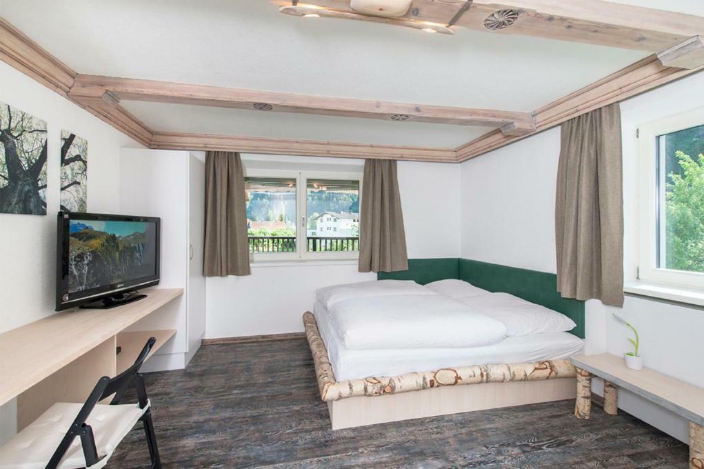 Haus Heiss Apartment Prutz Bagian luar foto