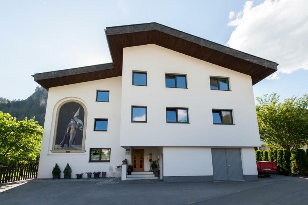 Haus Heiss Apartment Prutz Bagian luar foto